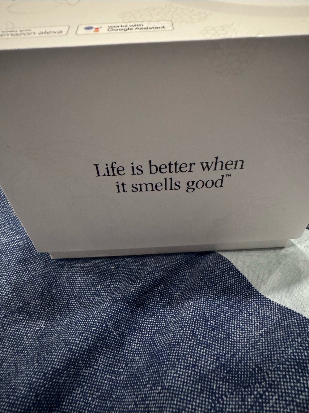Pur Smart Fragrance Diffuser - White - Picture 2 of 5